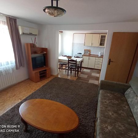 Almir Apartman Apartment ซาราเยโว ภายนอก รูปภาพ